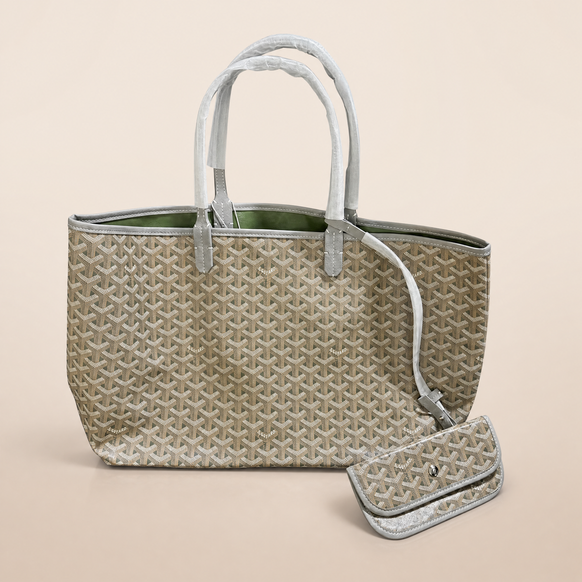 Vivara Signature Carryall