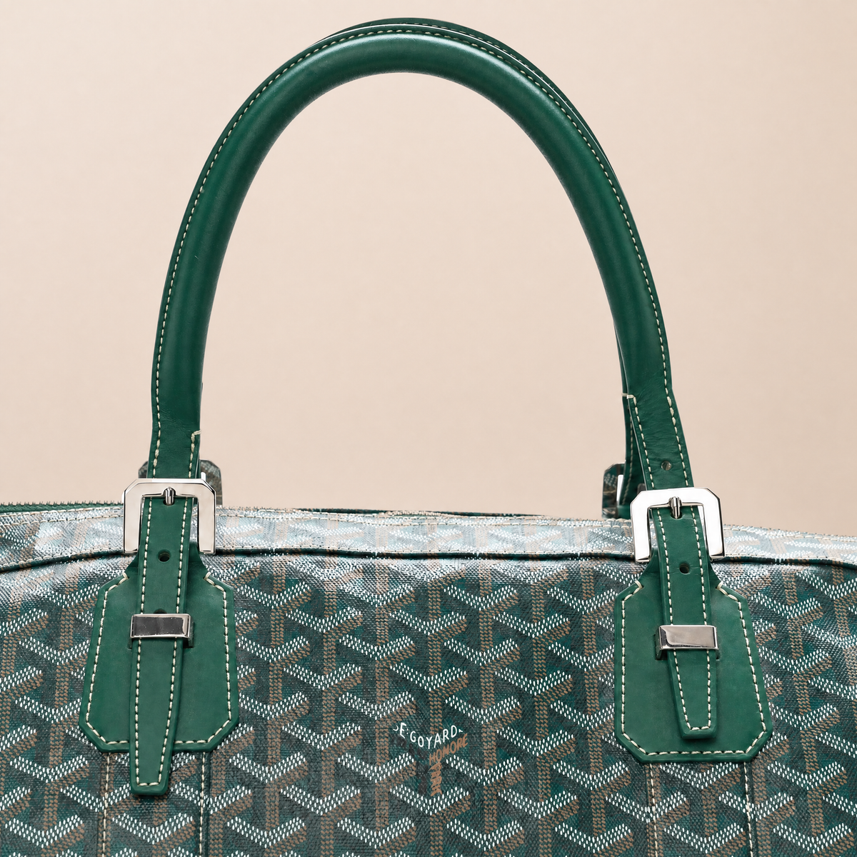 Aventra Luxe Duffle