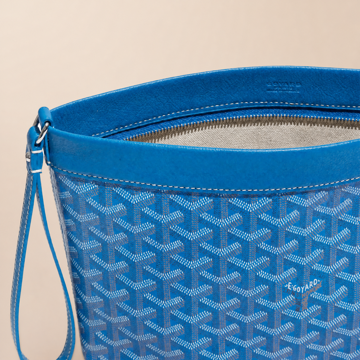 Luméra Pouch