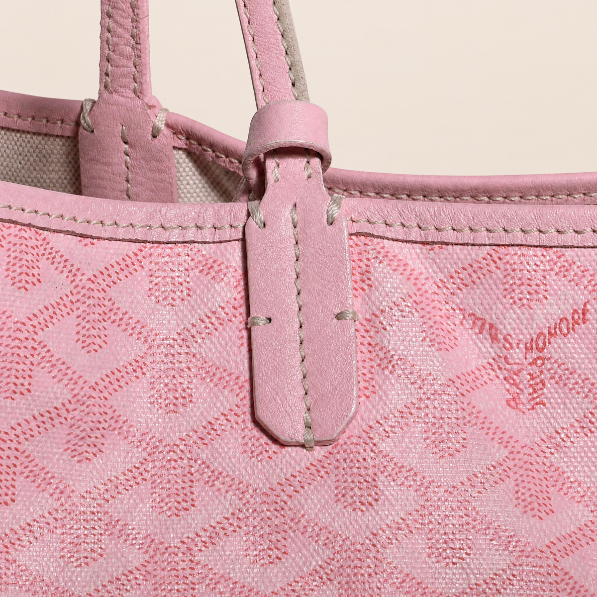 Vivara Signature Carryall