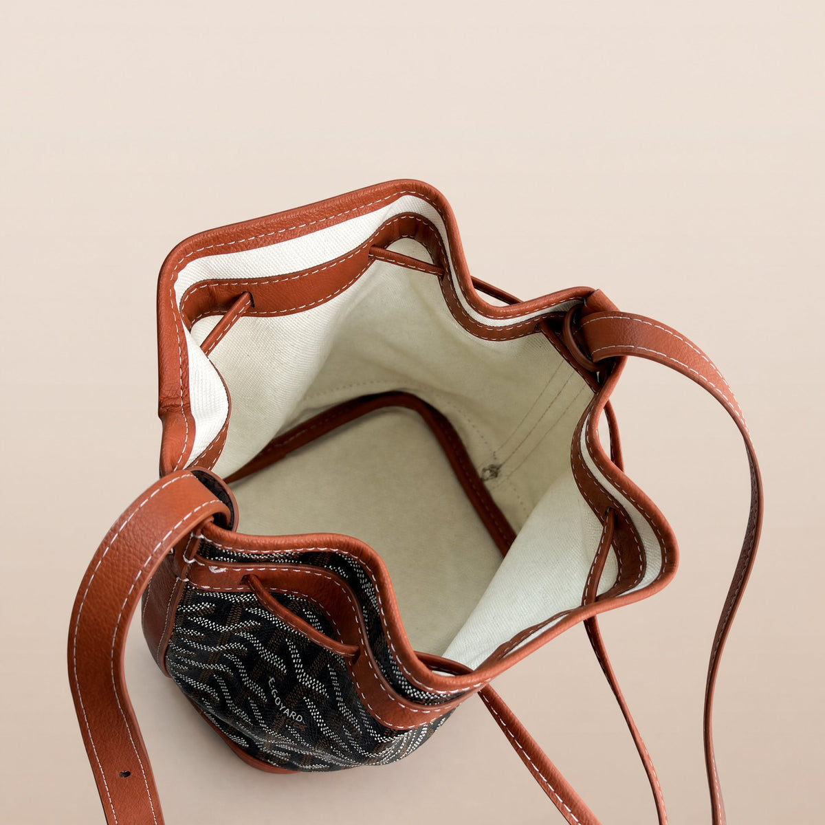 Petite Flot Bucket