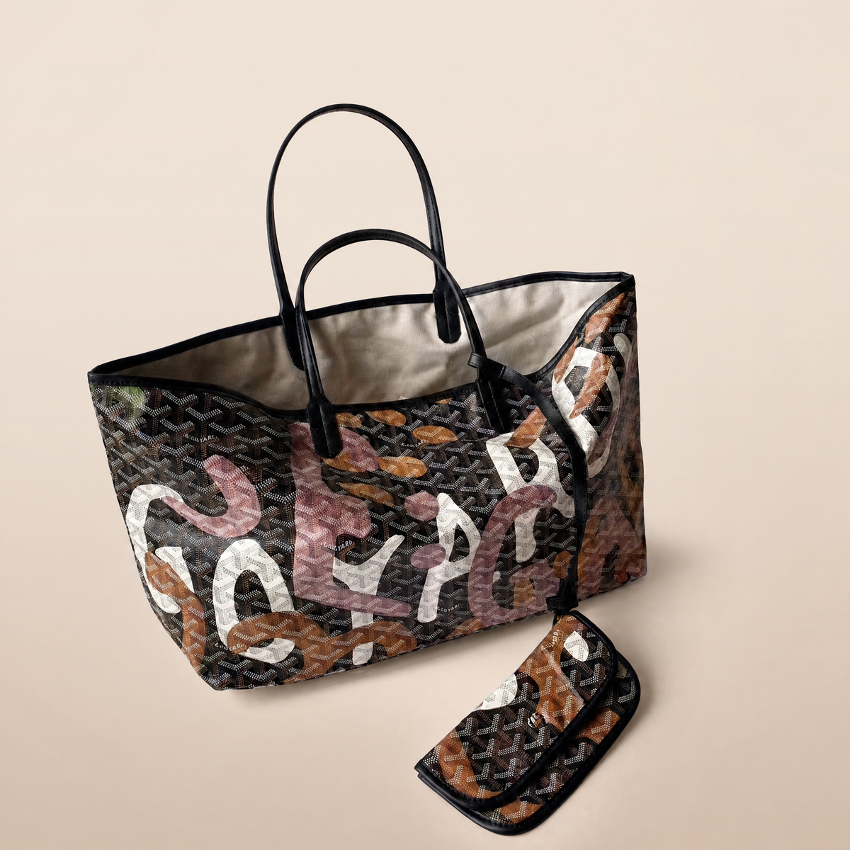 Vivara Signature Carryall
