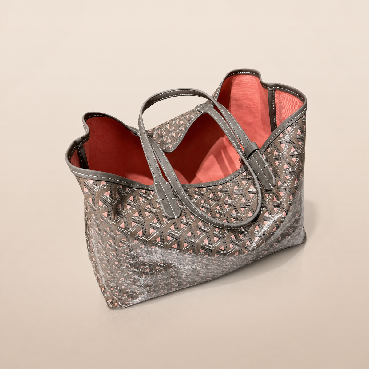 Vivara Signature Carryall