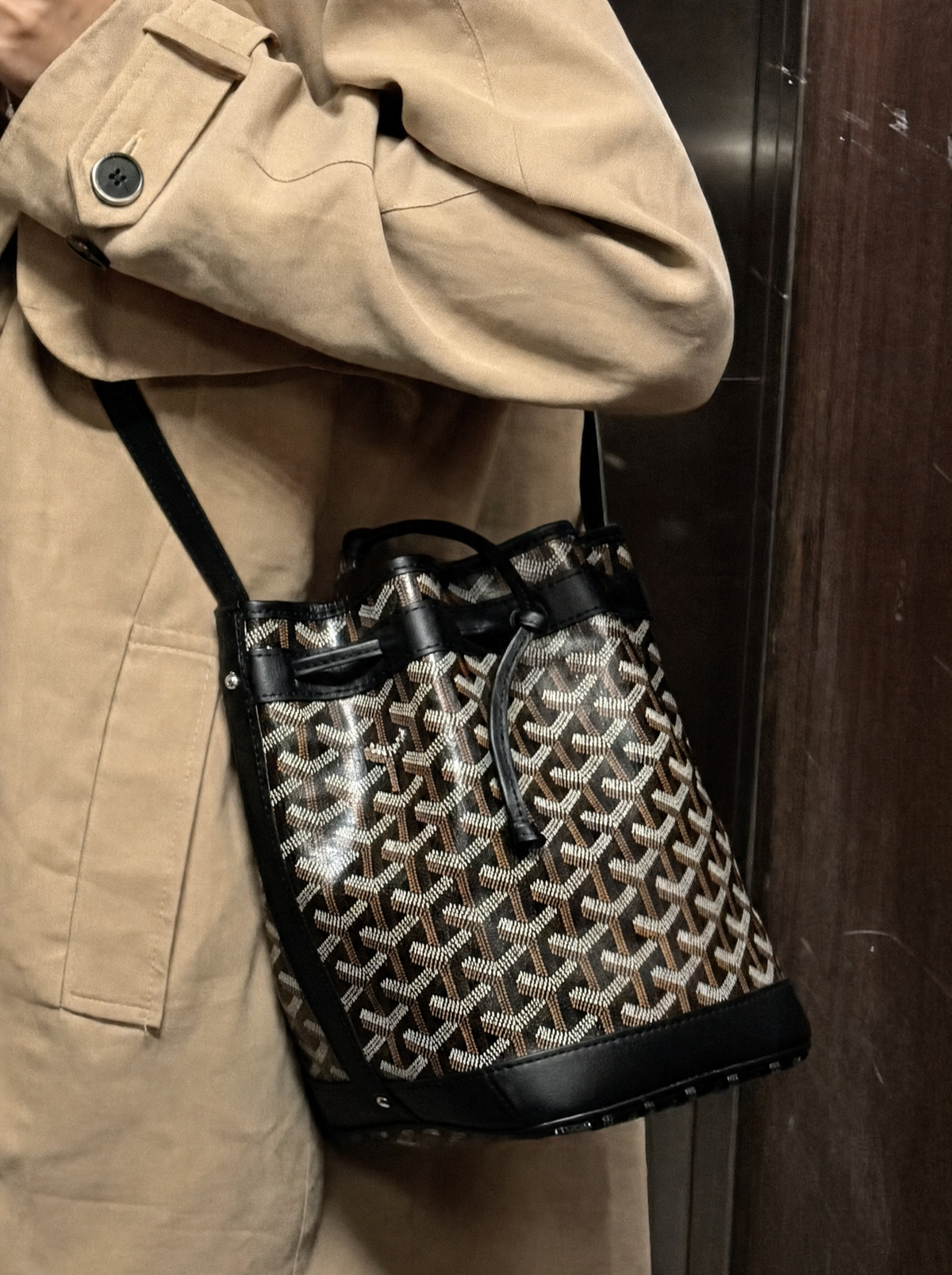 Petite Flot Bucket