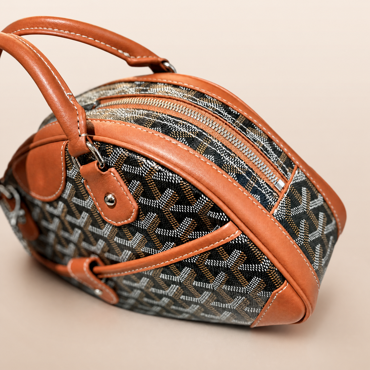Saint Jeanne Bag