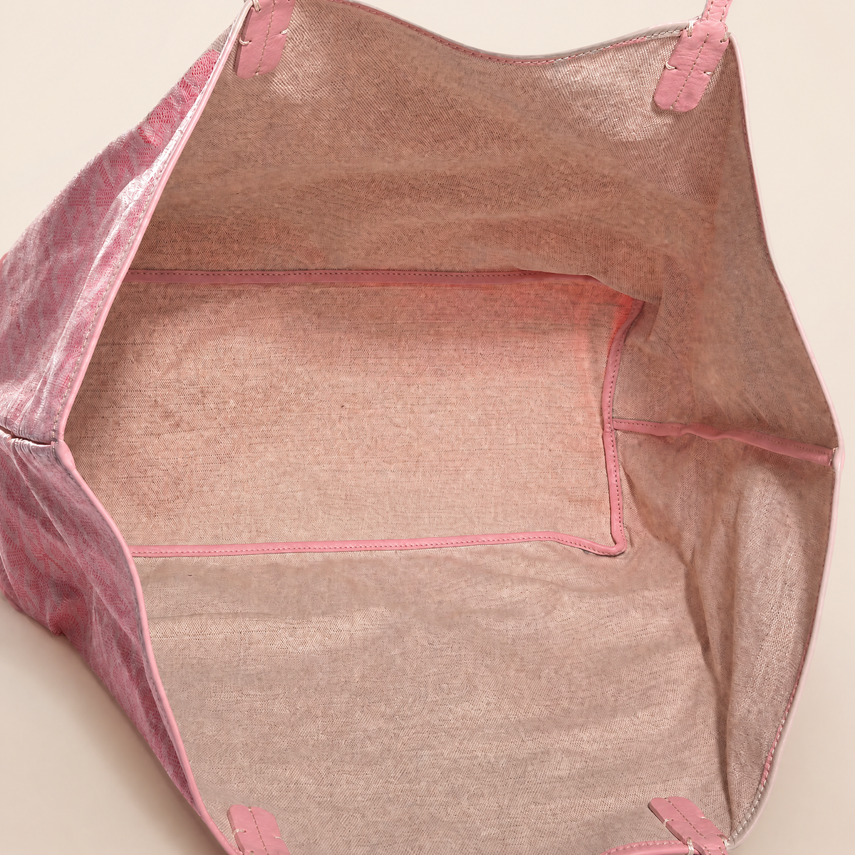 Vivara Signature Carryall
