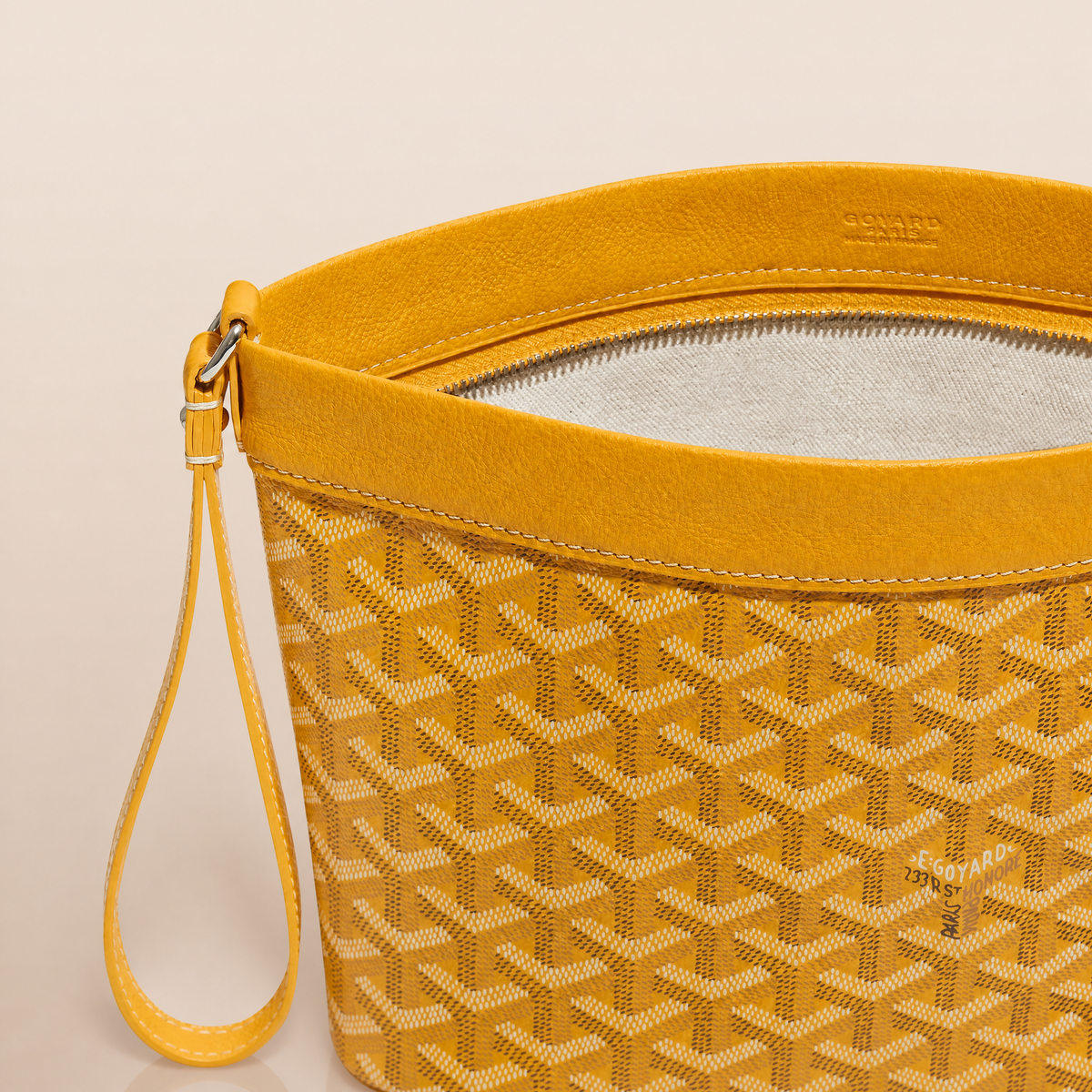 Luméra Pouch