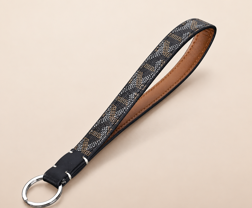 Élan Signature Wristlet