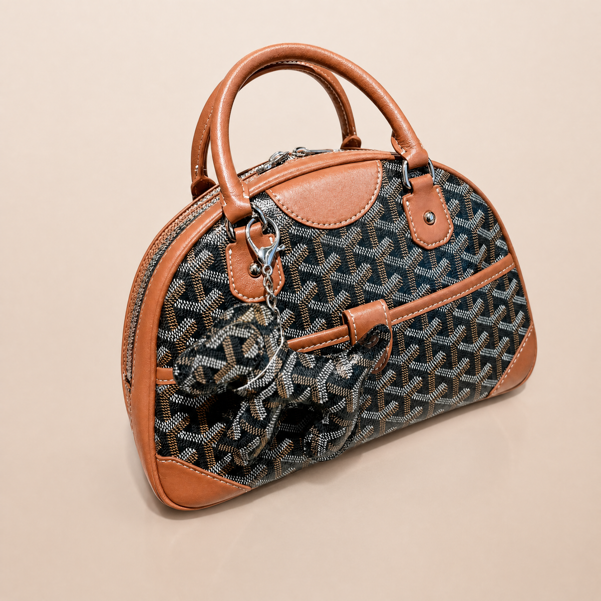Saint Jeanne Bag