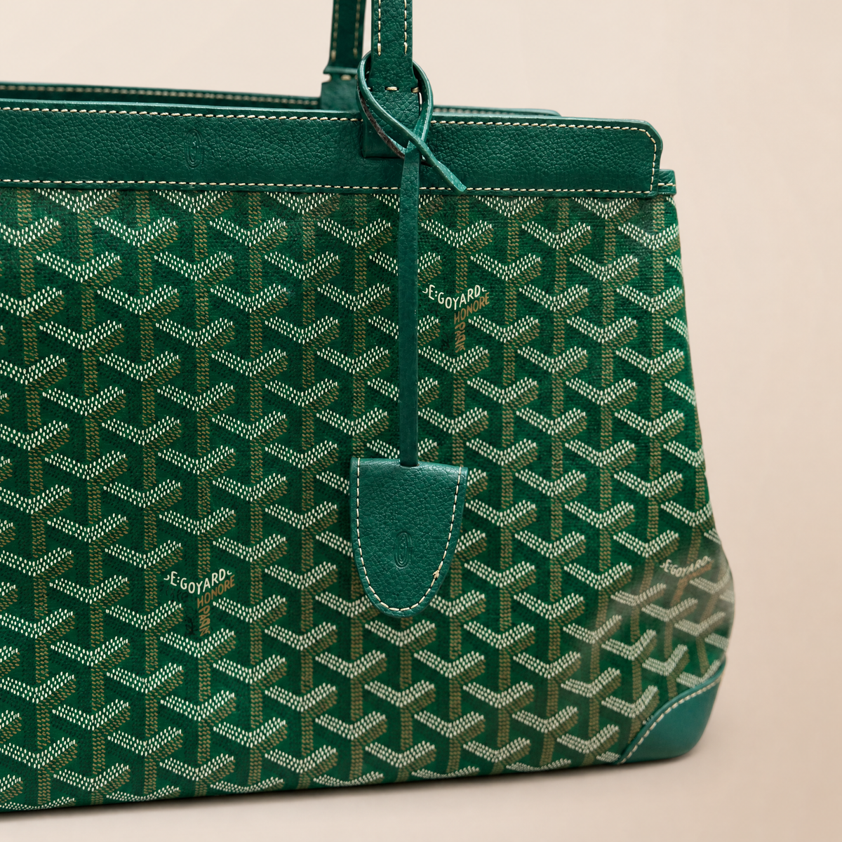 Bellechasse Biaude PM Bag