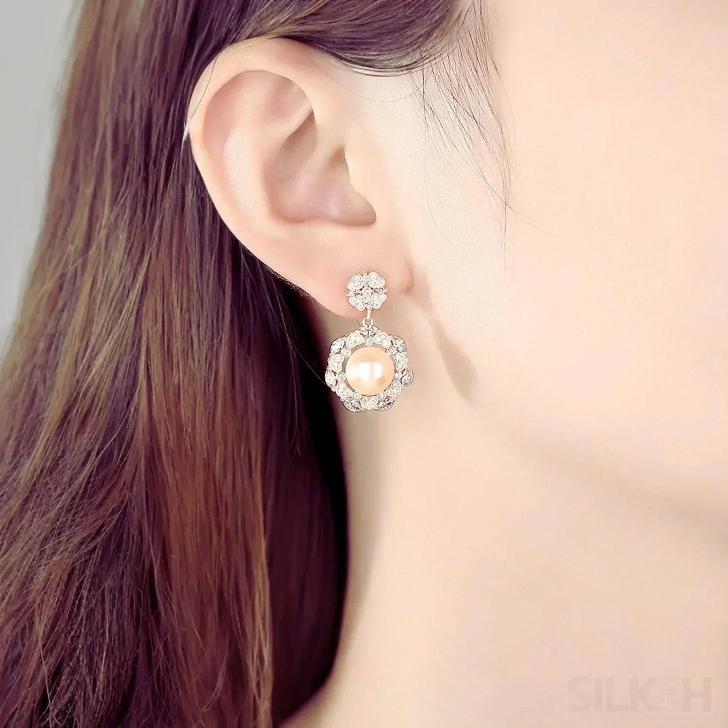 Steamed Bun Sterling Silver Pearl Bead flower Earrings Alaia